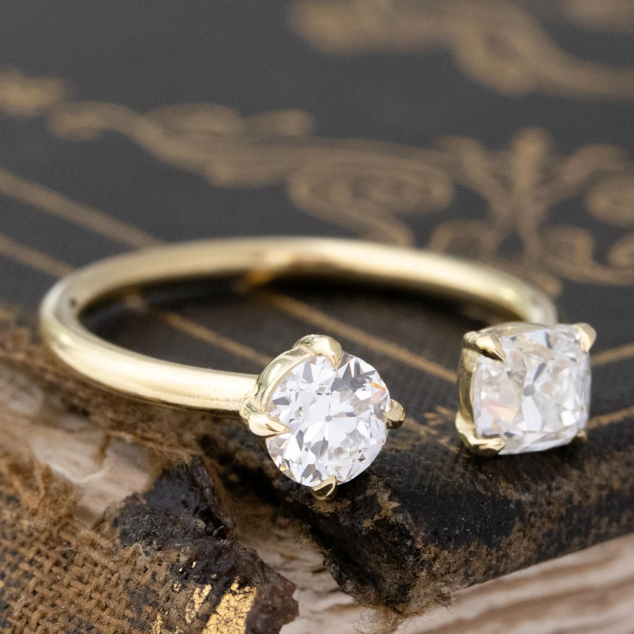 1.11ctw Old European & Old Mine Cut Diamond Toi et Moi