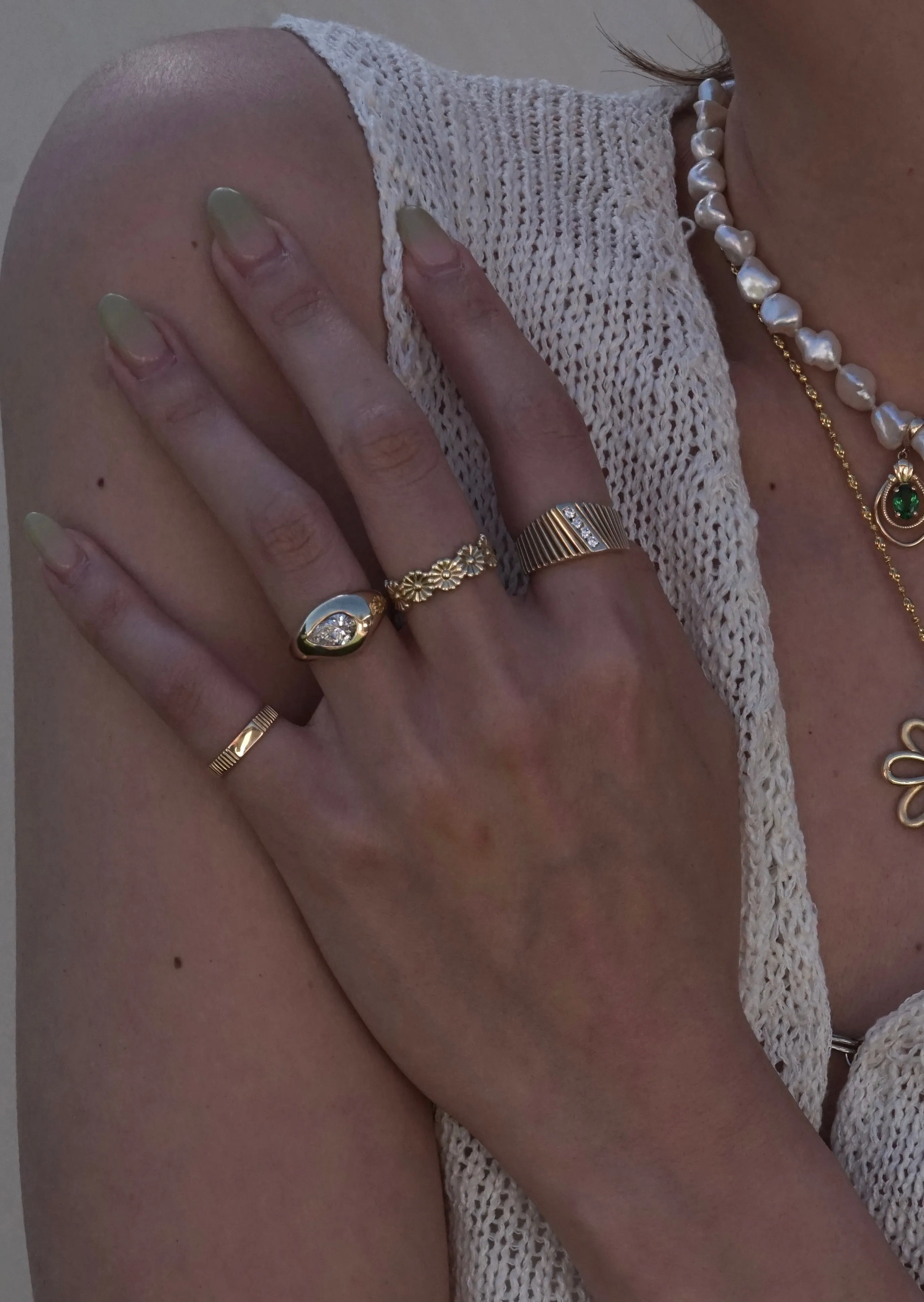 14k Gold Line Pinky Ring