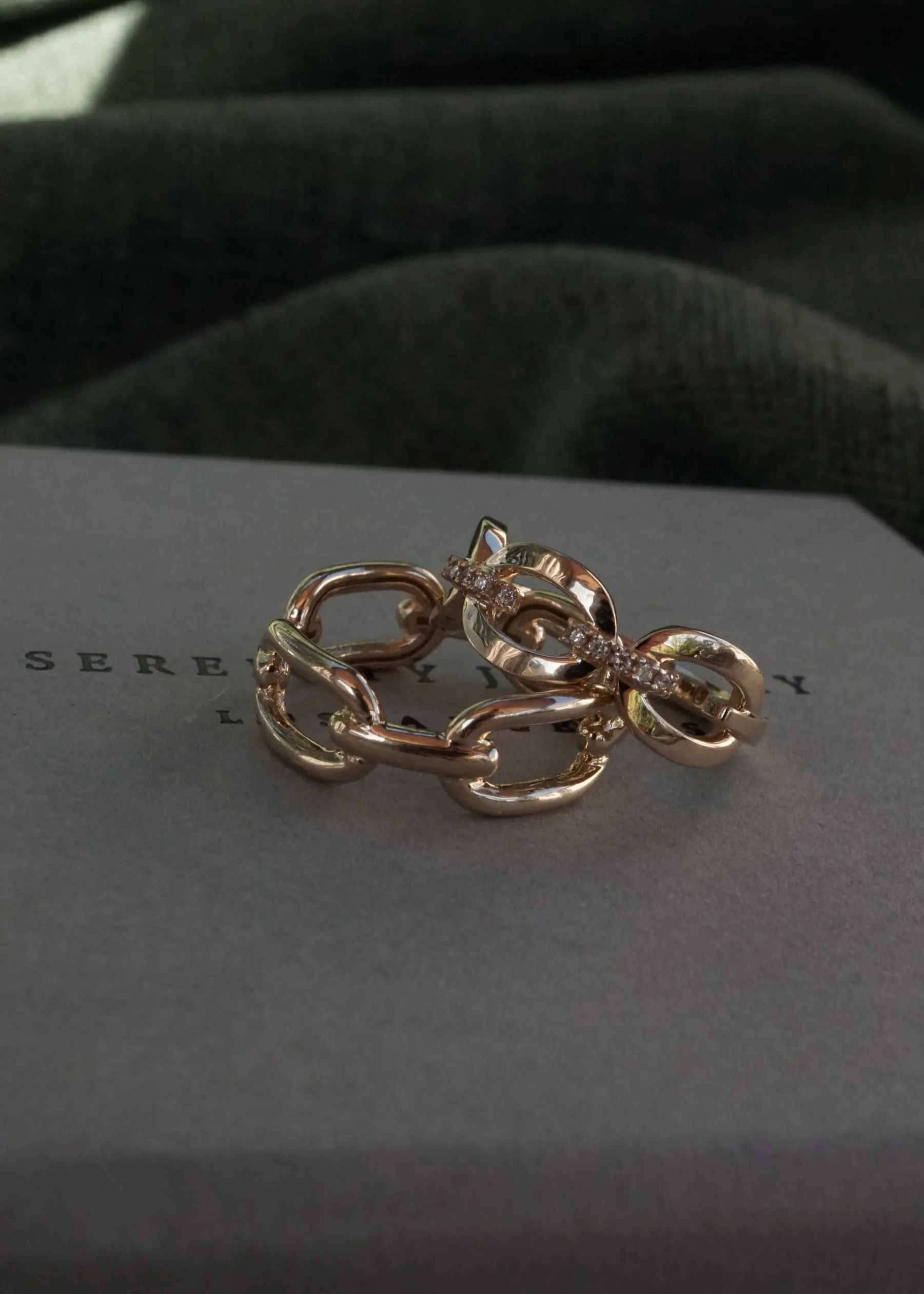 14k Gold Vintage Style Chain Ring