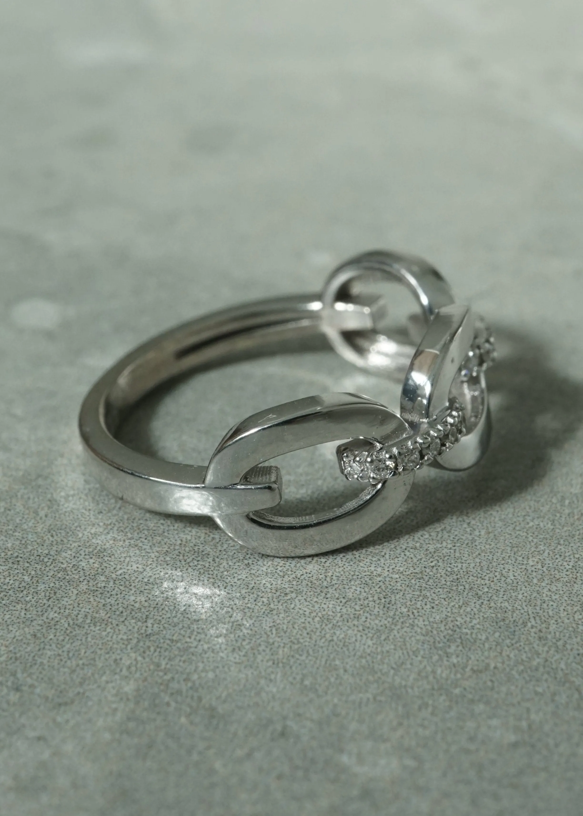 14k Gold Vintage Style Chain Ring