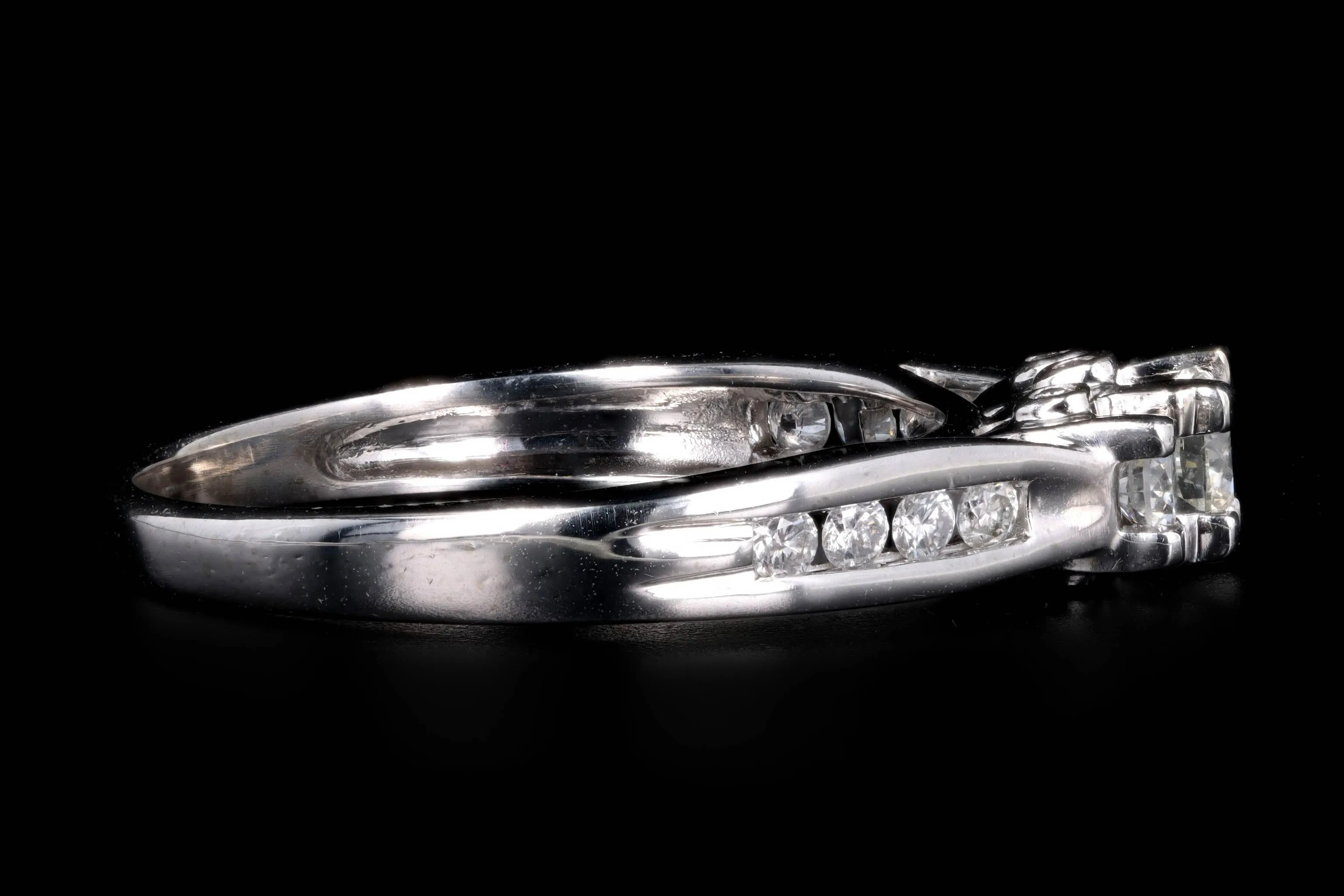 14K White Gold 0.35 Carat Total Weight Round Brilliant Cut Diamond Engagement Ring