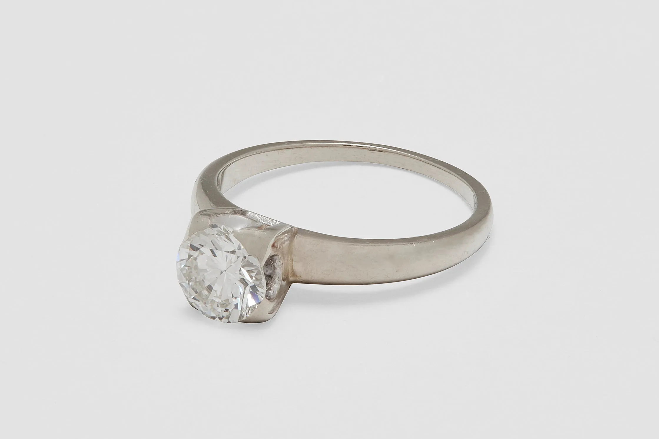 14k White Gold Solitaire Ring