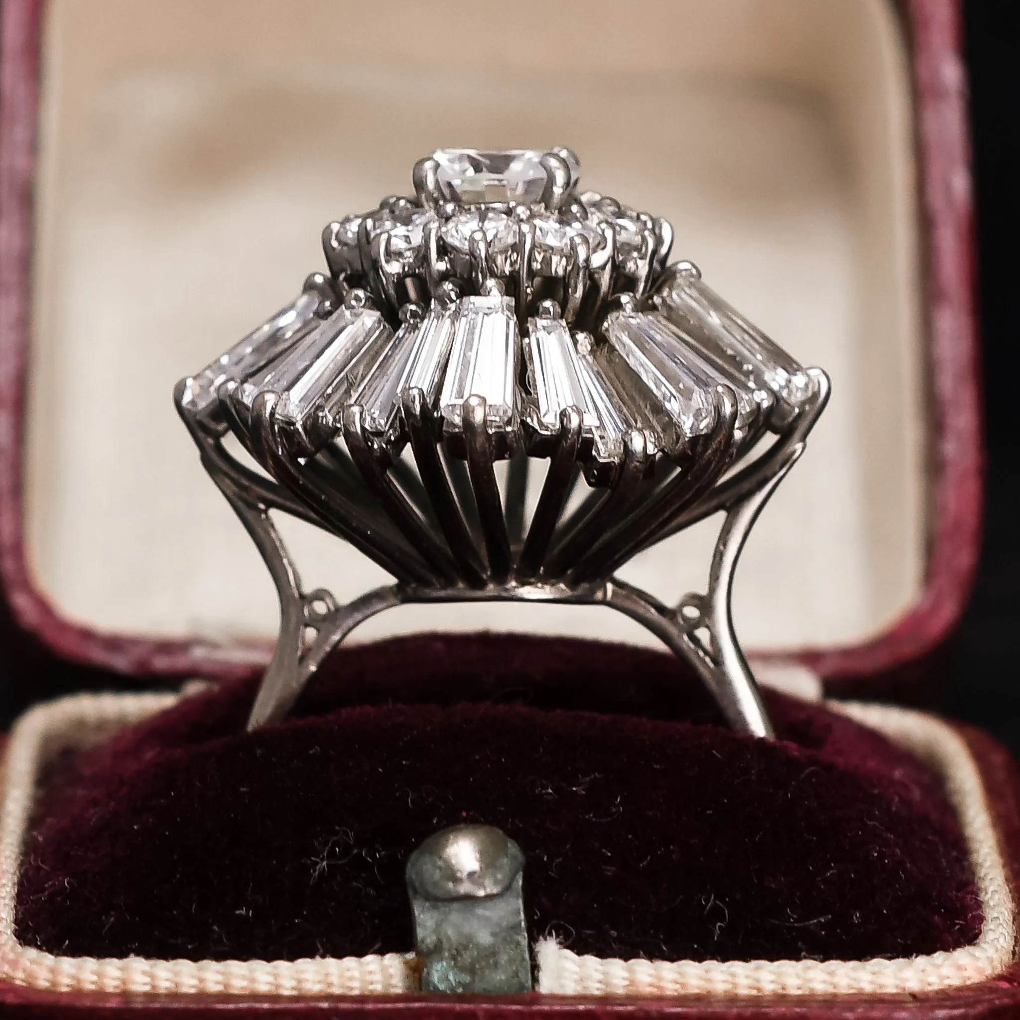 1970s 5.8ct Diamond Ballerina Cluster Ring