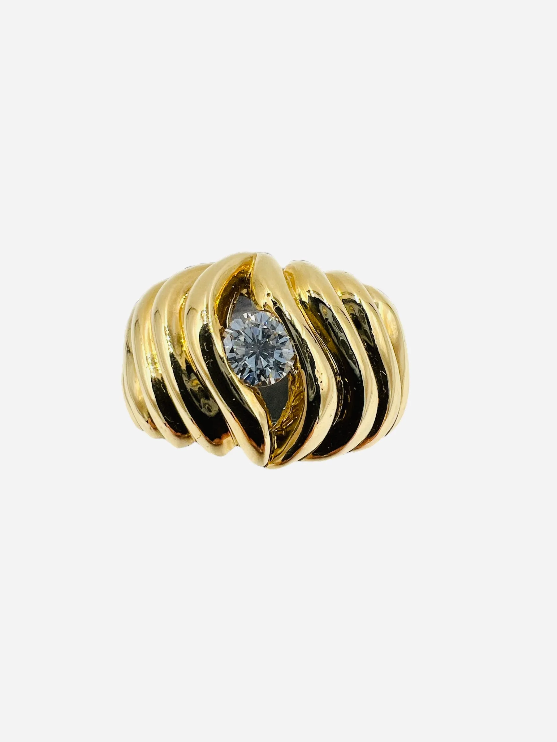 1970s Fluted Semi Dome Diamond Yellow Gold Solitaire Ring
