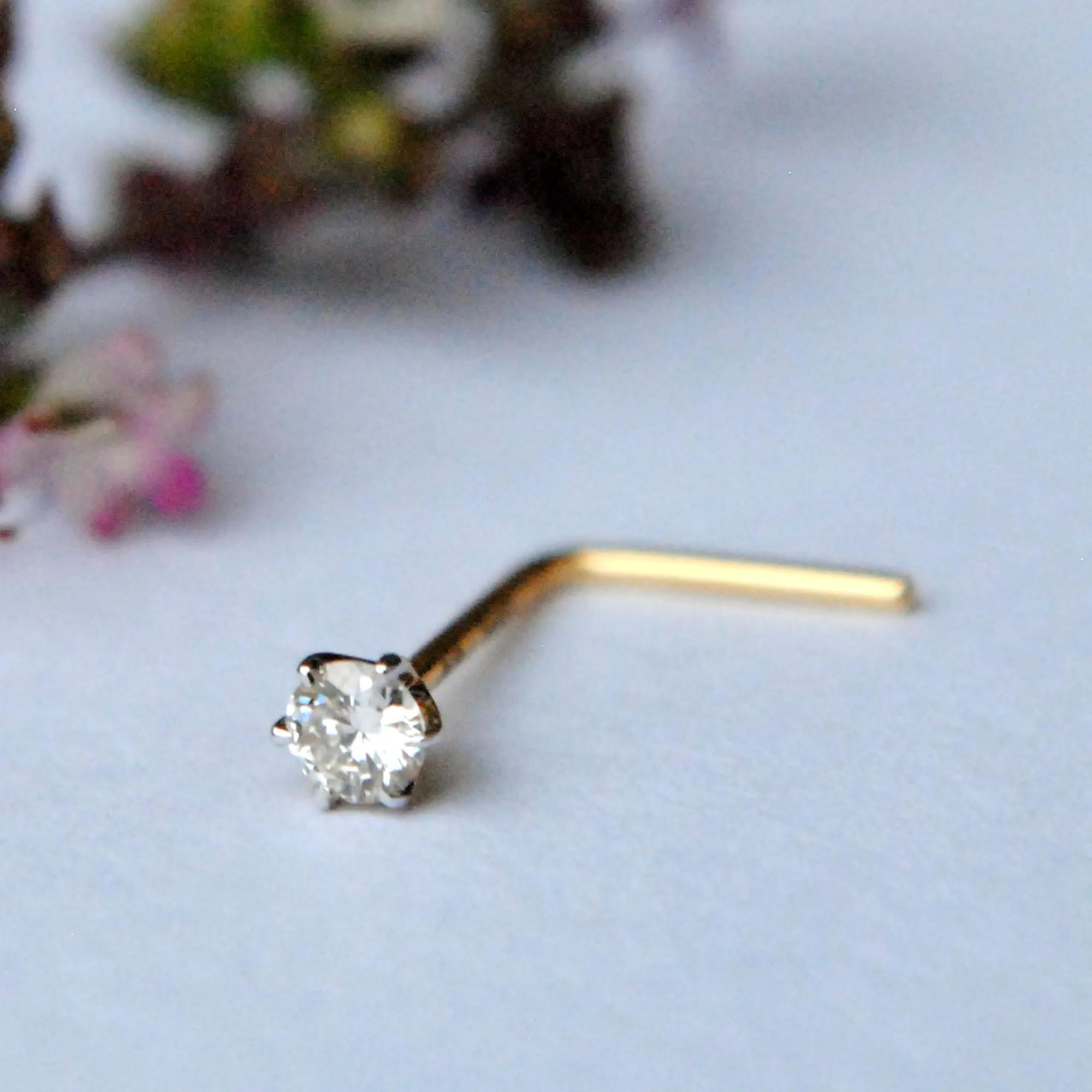 22 Gauge C/L Twist Wire Diamond Nose Stud