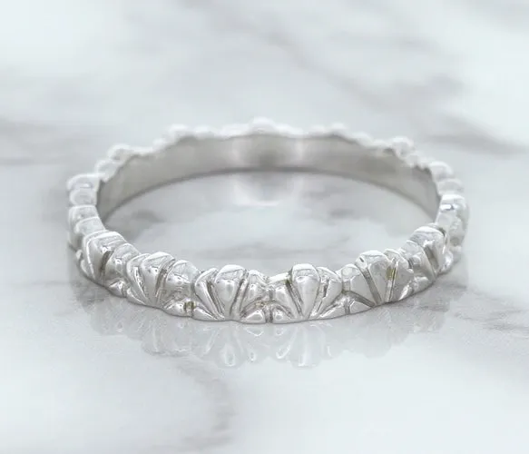 2.5mm Scalloped Band in 14K White Gold