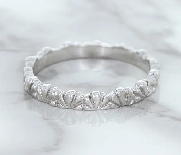 2.5mm Scalloped Band in 14K White Gold