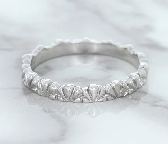 2.5mm Scalloped Band in 14K White Gold