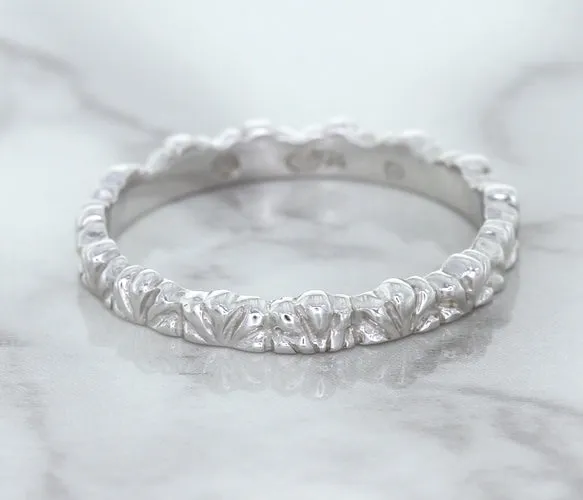 2.5mm Scalloped Band in 14K White Gold