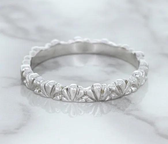 2.5mm Scalloped Band in 14K White Gold