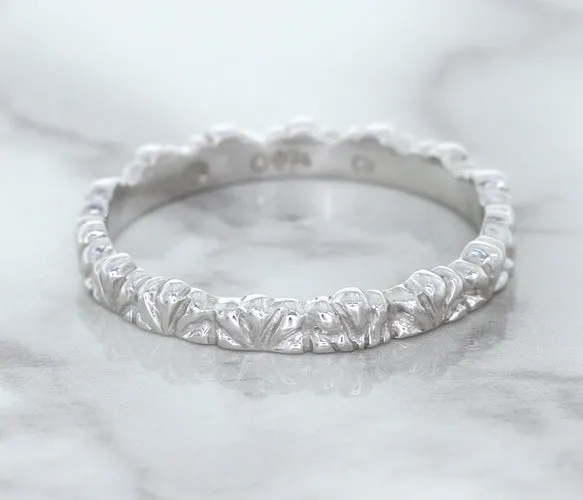 2.5mm Scalloped Band in 14K White Gold