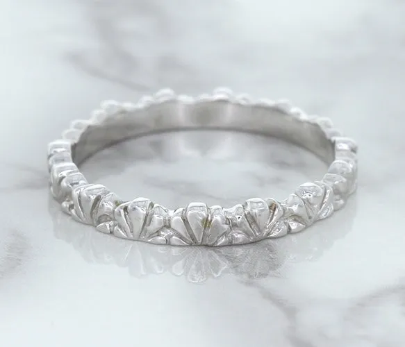 2.5mm Scalloped Band in 14K White Gold