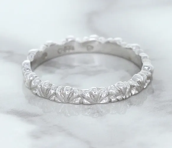 2.5mm Scalloped Band in 14K White Gold