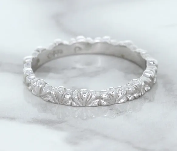 2.5mm Scalloped Band in 14K White Gold