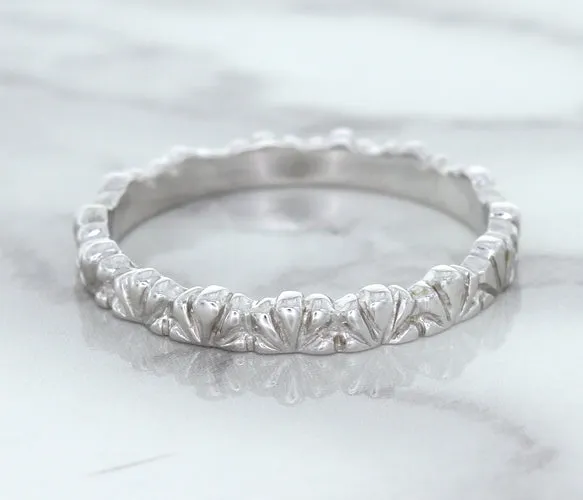 2.5mm Scalloped Band in 14K White Gold