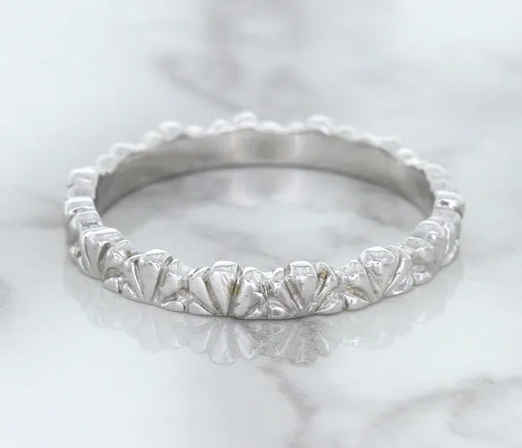 2.5mm Scalloped Band in 14K White Gold