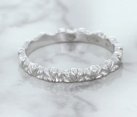 2.5mm Scalloped Band in 14K White Gold