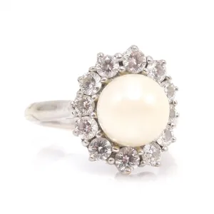 8mm White-Yellow Pearl Surrounded by Halo of 0.76ct Diamonds