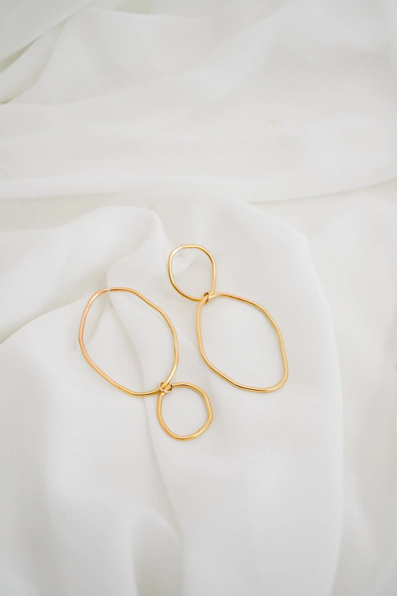 Abstract Oval Dangle Earrings
