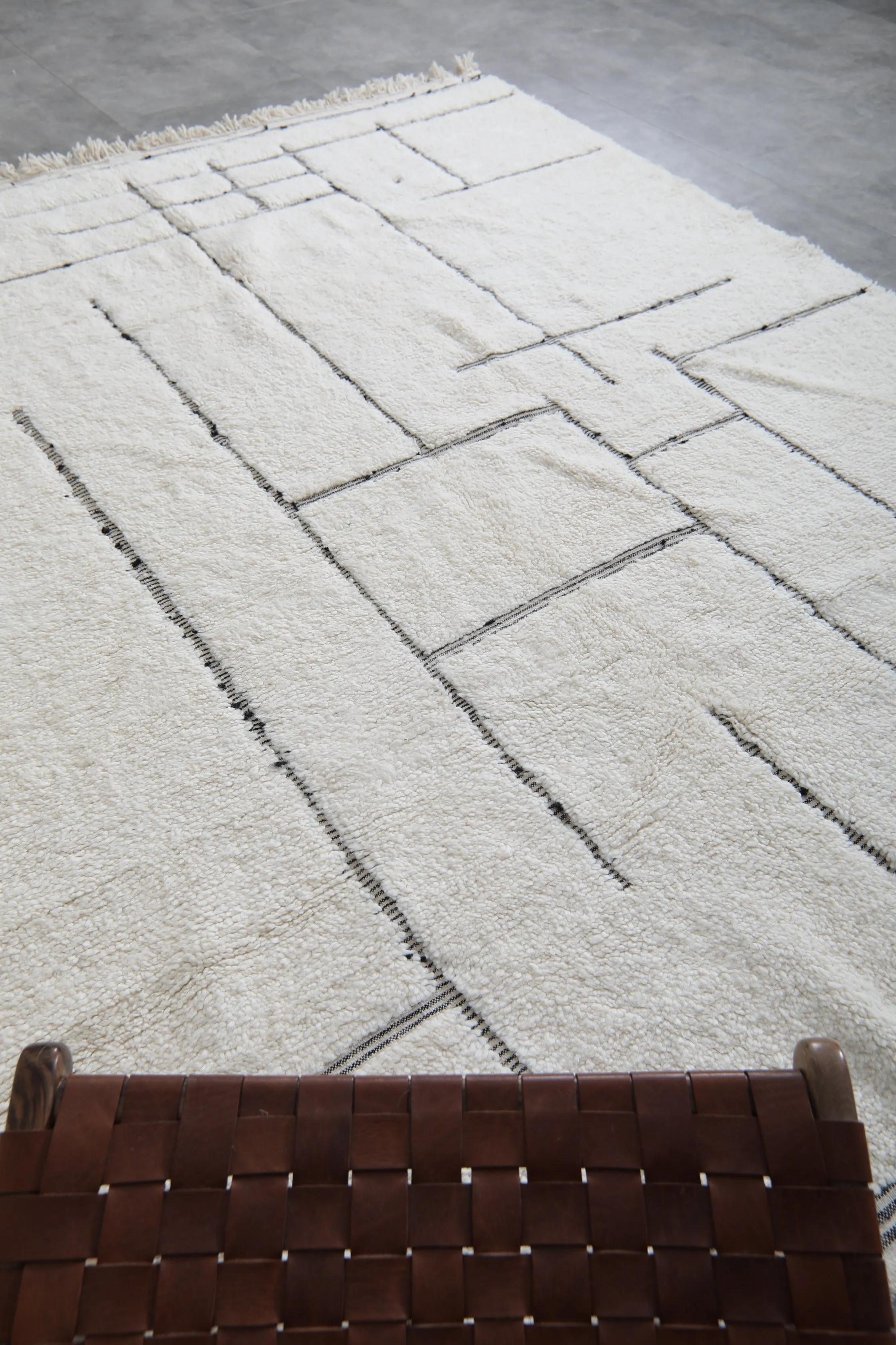 Beni Ourain Moroccan Rug - 7.4 x 9.5 Feet | Handwoven Wool with Geometric Pattern