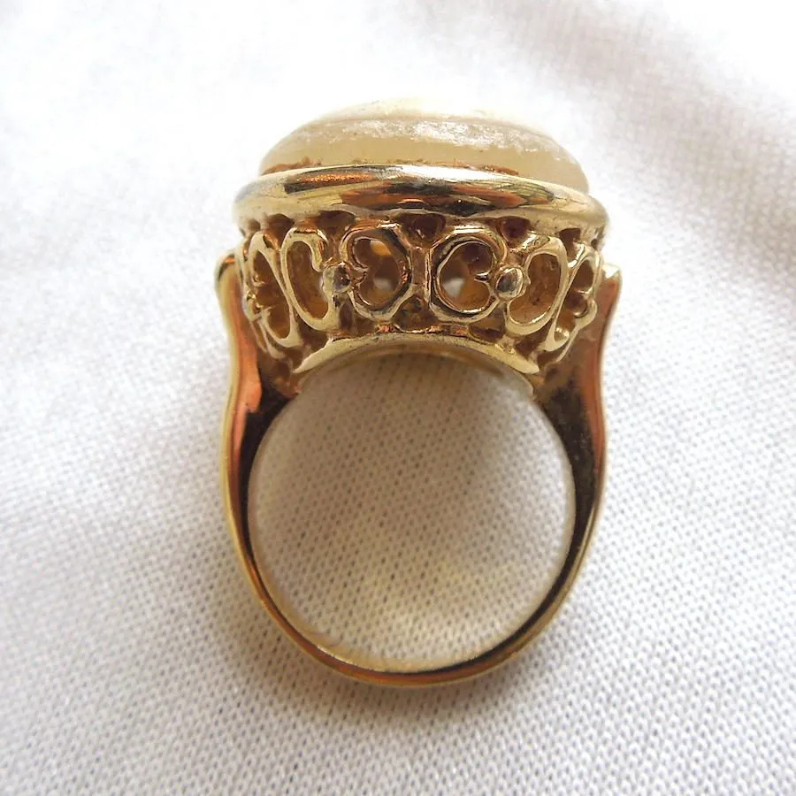 Cameo in Yellow Gold Plated Ring with Filigree