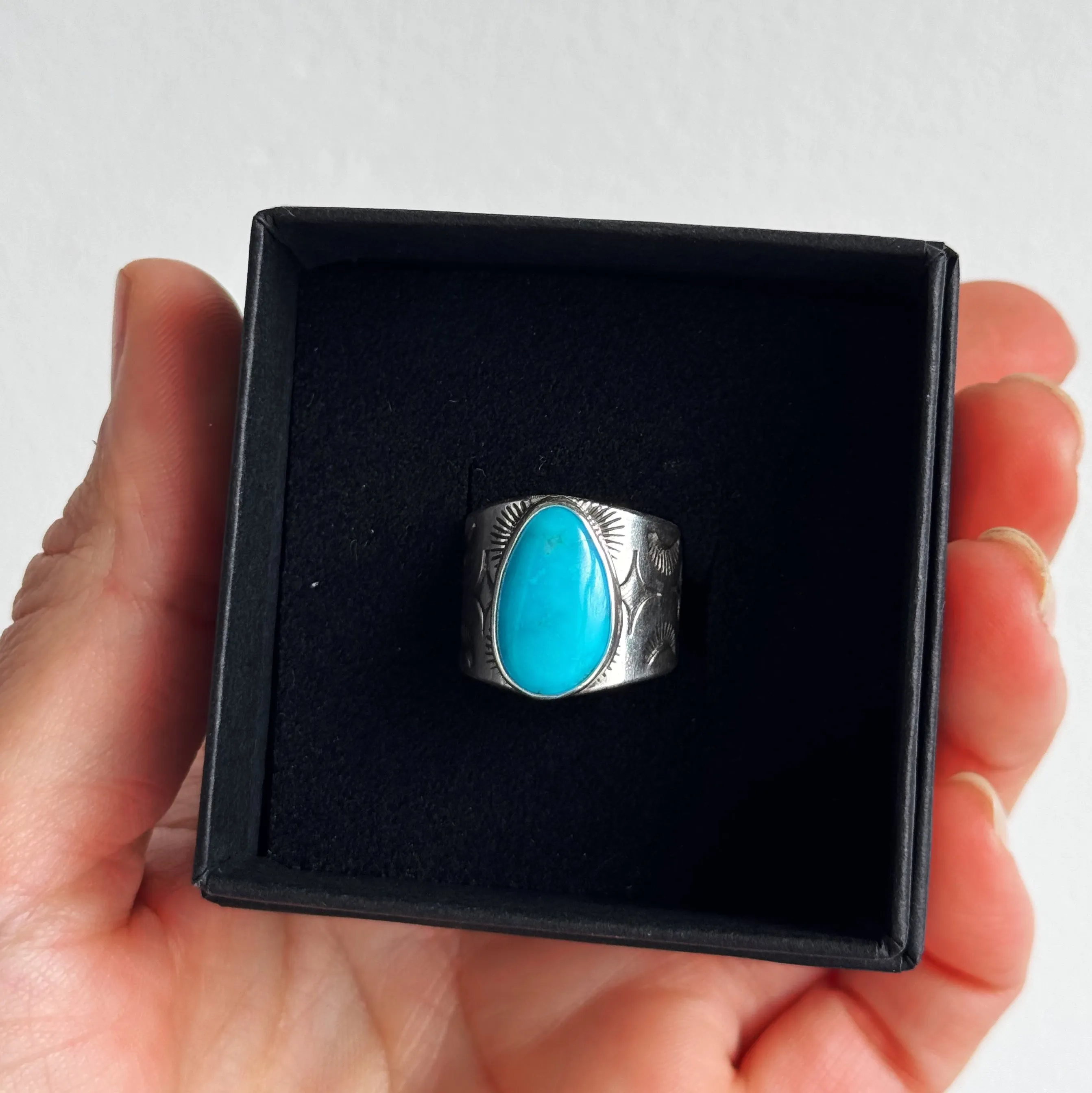Campitos Turquoise Wide Band Ring - Size 7