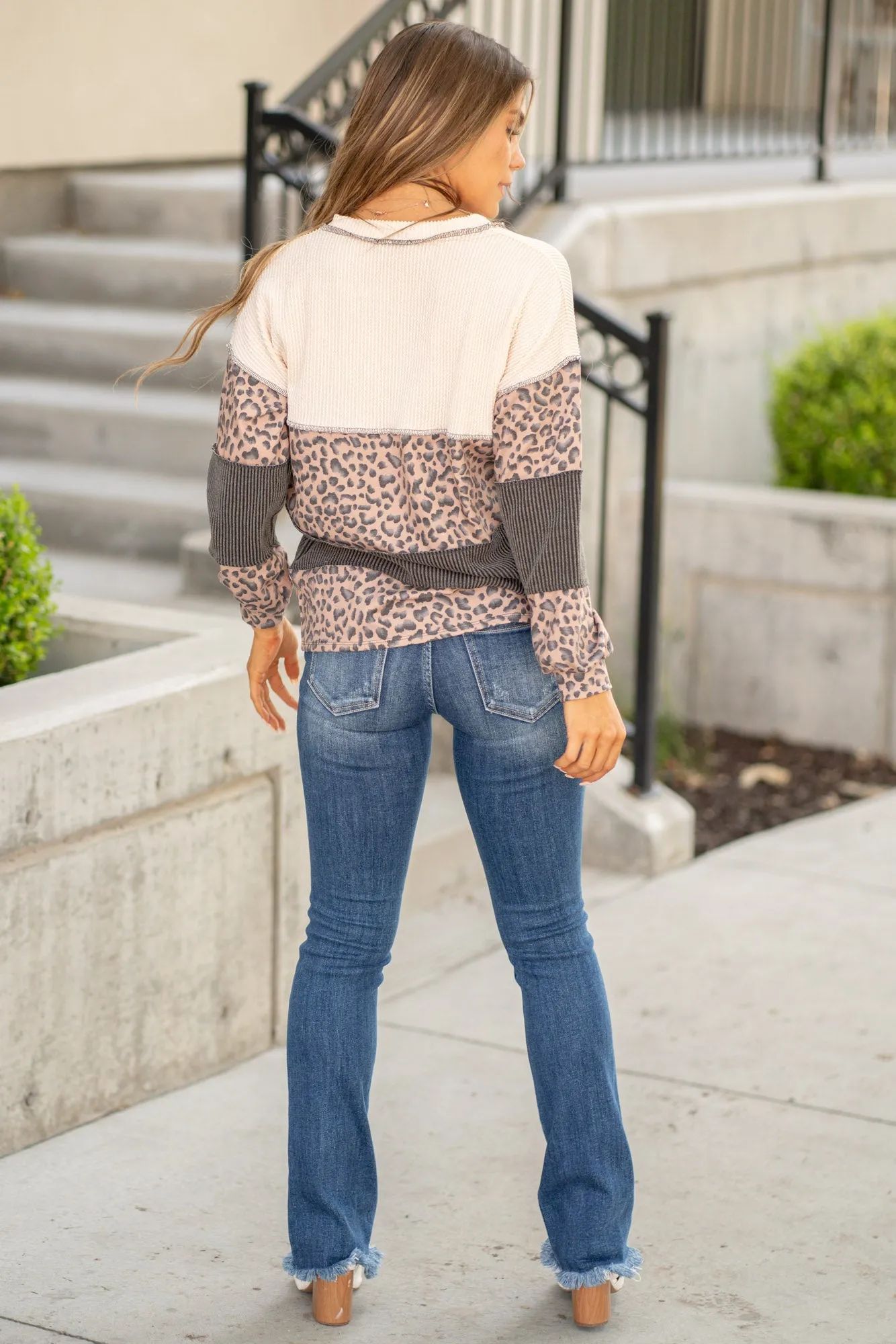 Color Block Long Sleeve Exposed Seam Top