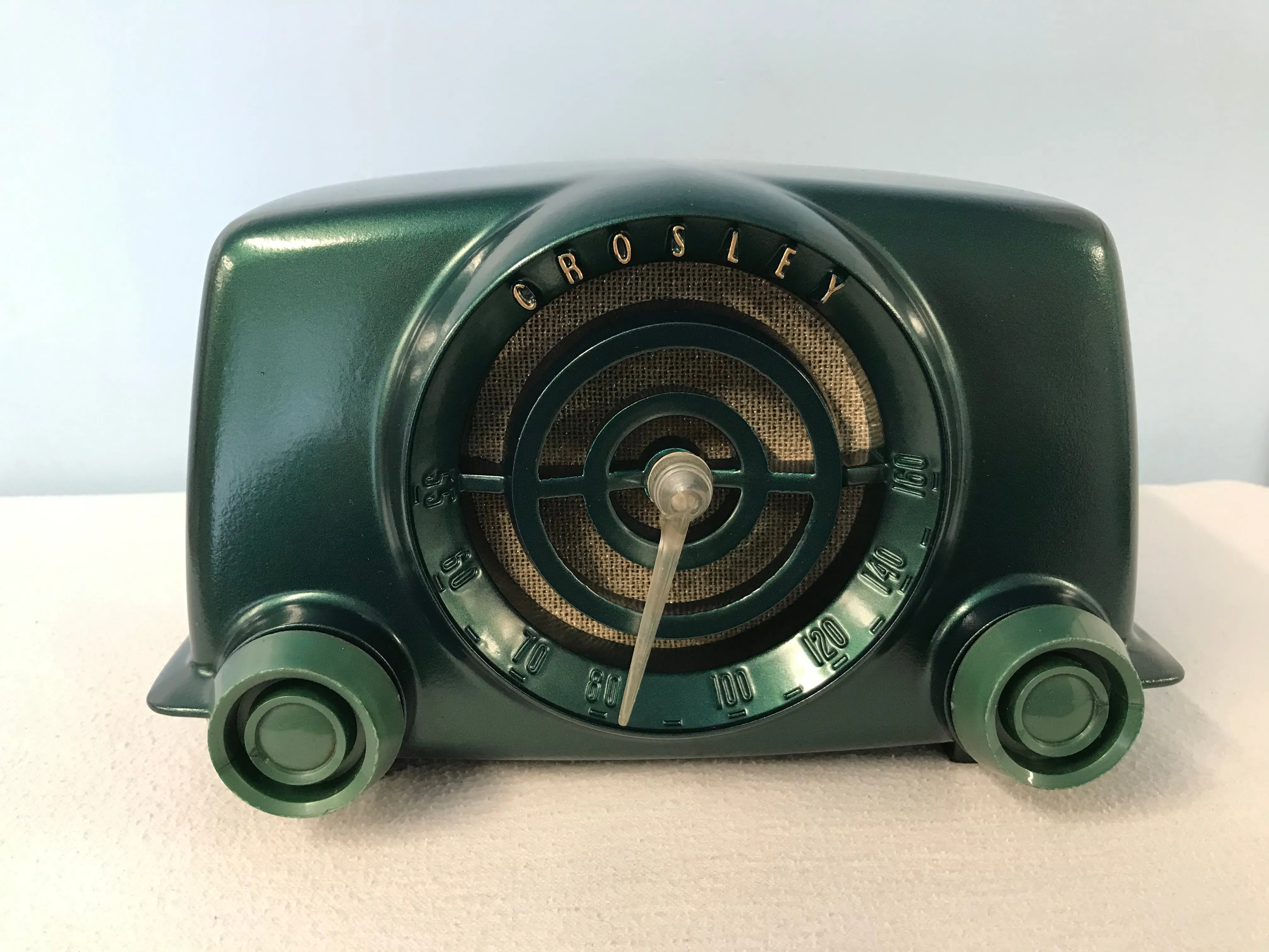 Crosley 11-102U “Bullseye”  Tube Radio With Bluetooth input.