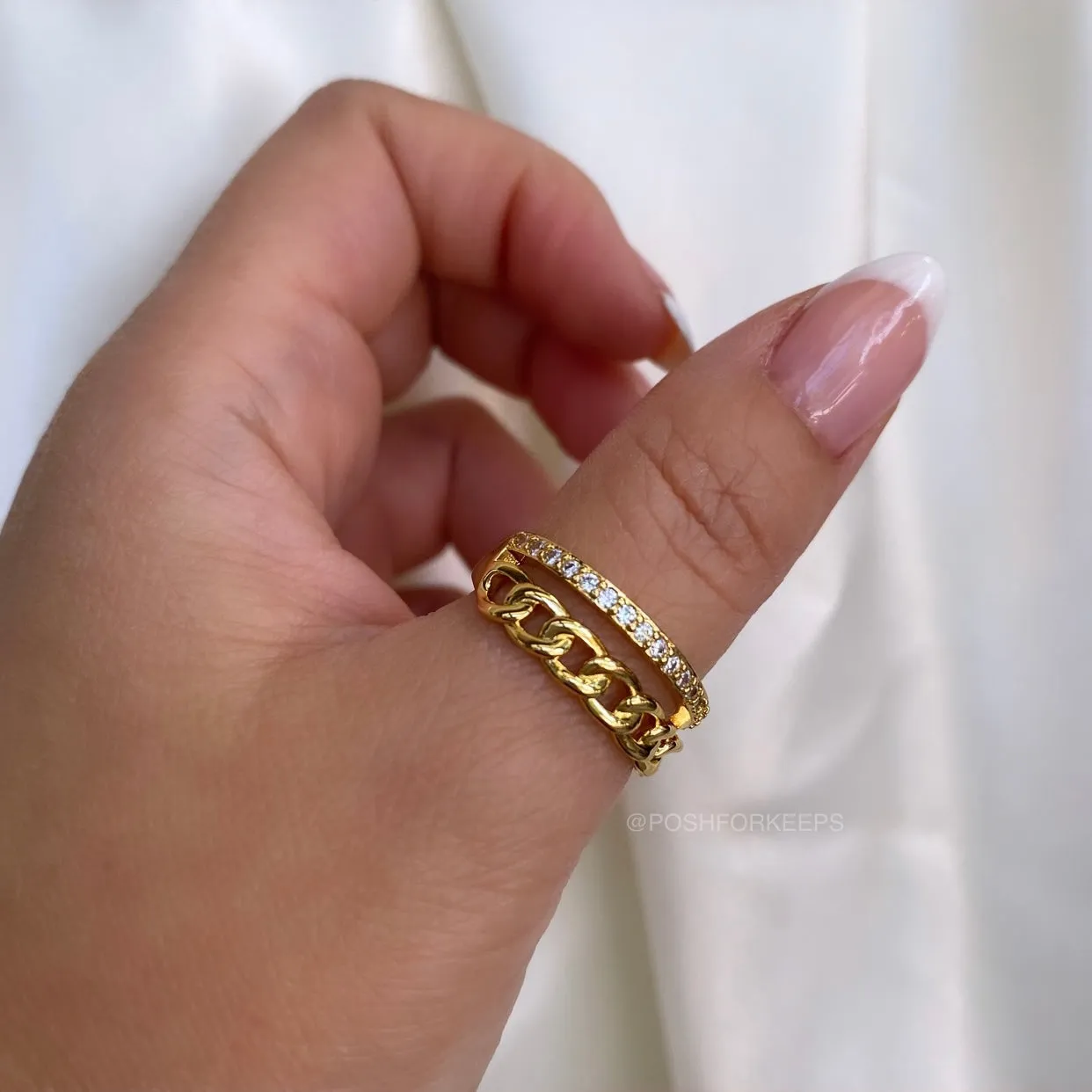 CRYSTAL CUBAN LINK RING