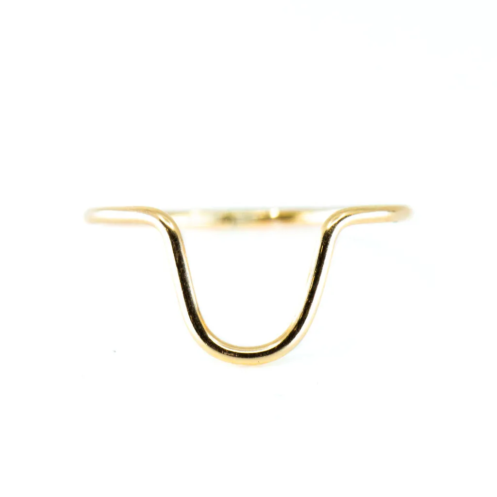 Curve Ring in Gold Filled