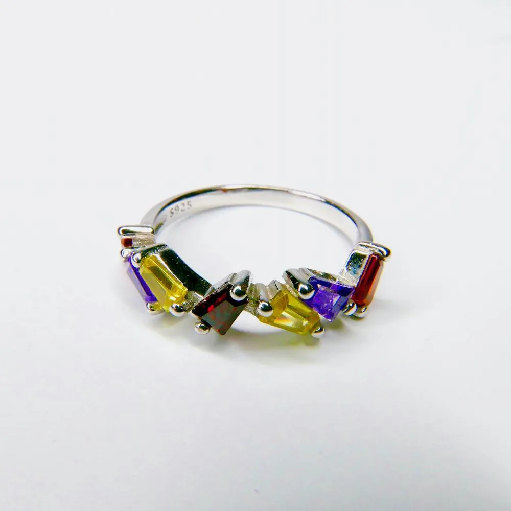 Dainty Baguette Ring