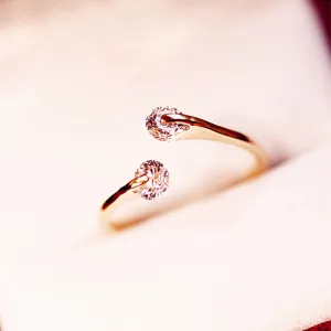 Dainty Cubic Ring