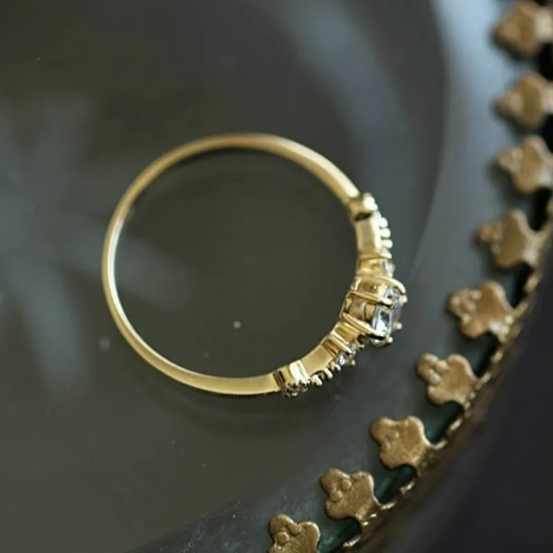 Dainty Snowflake Ring