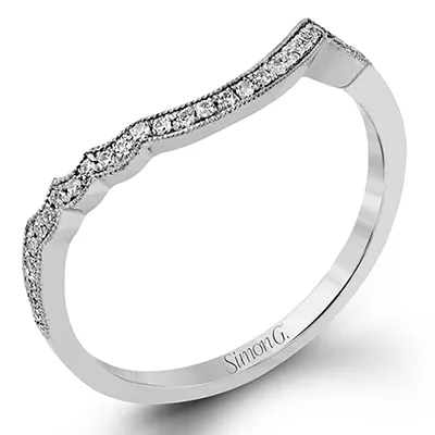 Engagement Ring in 18k Gold with Diamonds