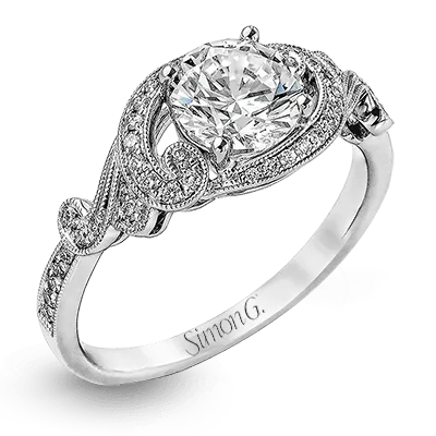 Engagement Ring in 18k Gold with Diamonds