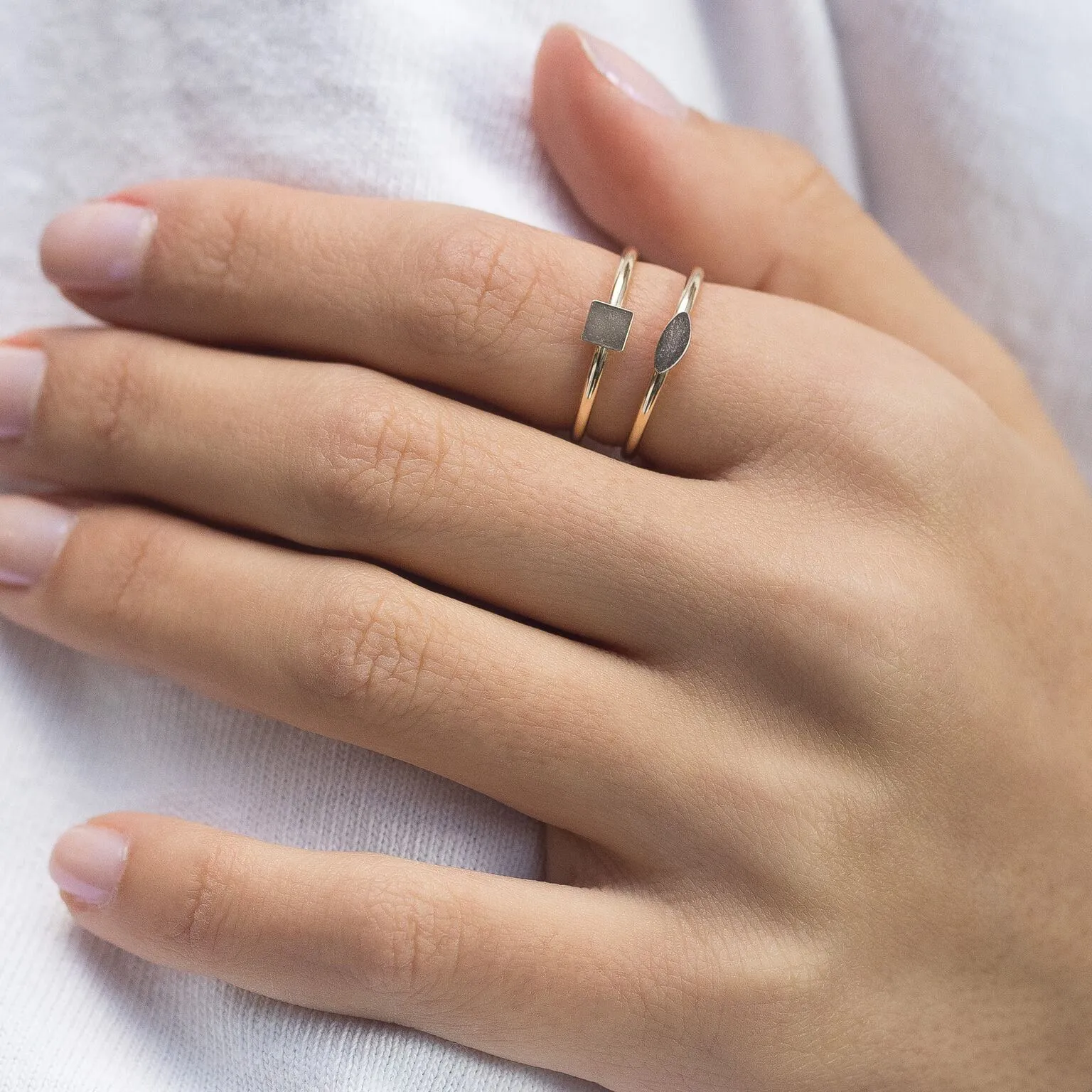 Engraved Mini Square Ring 14K