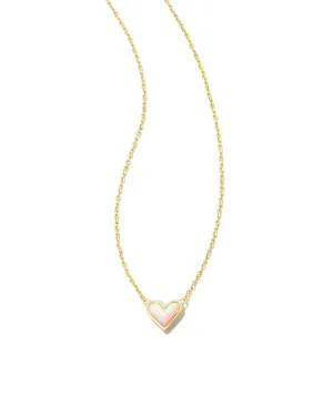 FRAMED ARI HEART SHORT PENDANT NECKLACE