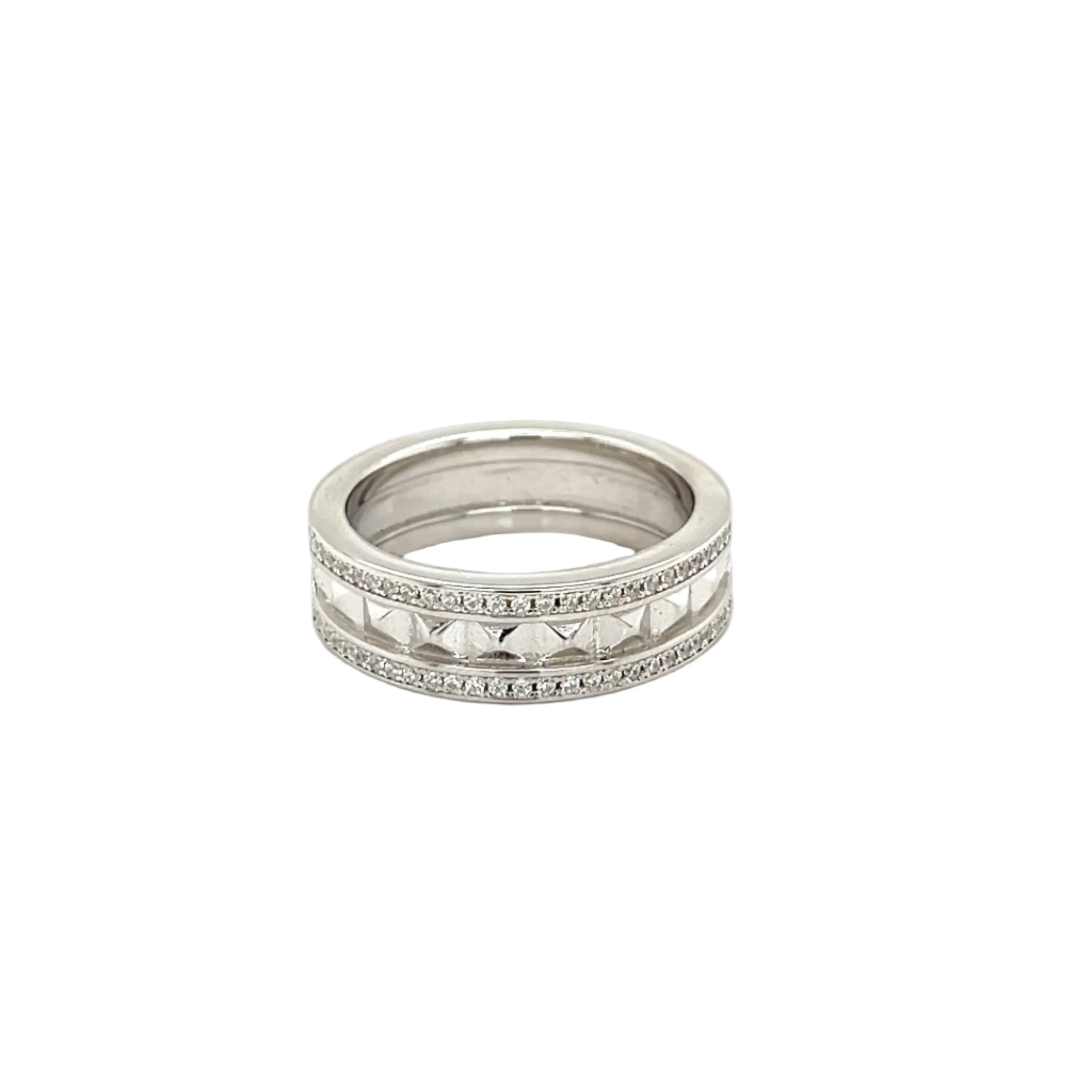 Geometric Elegance Silver Band with Sparkling Cubic Zirconia - C102829