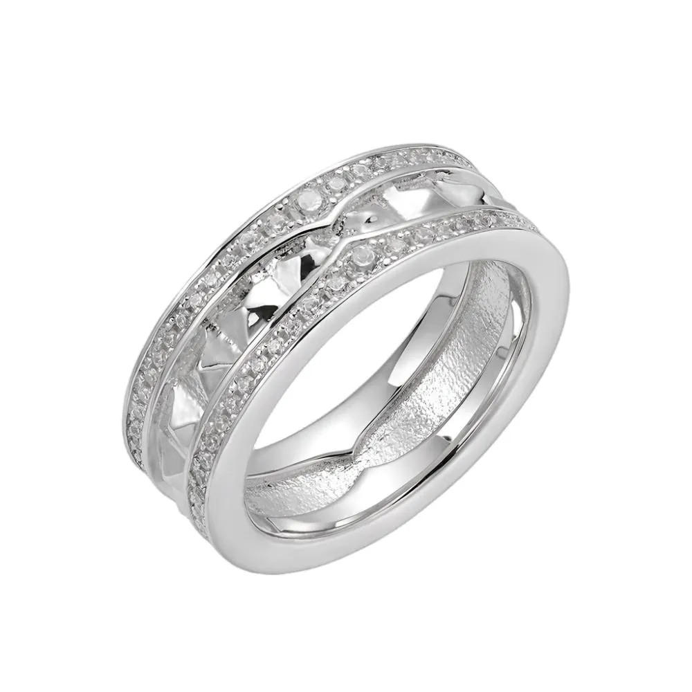 Geometric Elegance Silver Band with Sparkling Cubic Zirconia - C102829