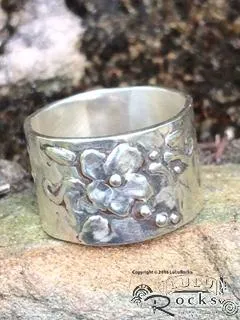 Handcrafted Silver Flower Ring