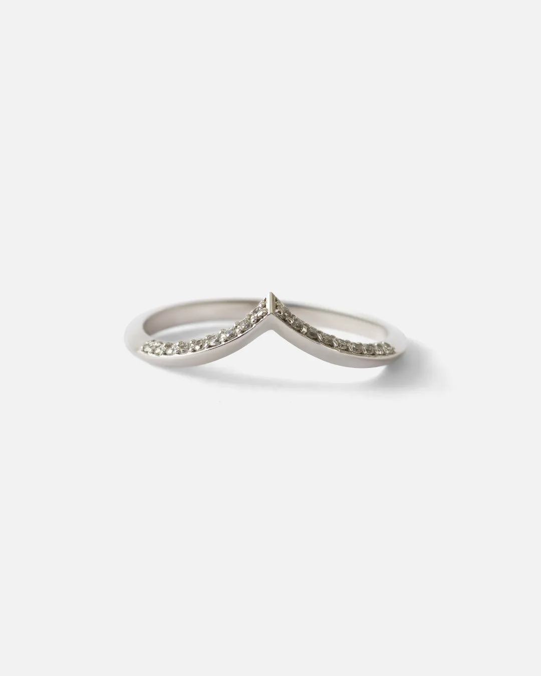 Hera / Pave Band
