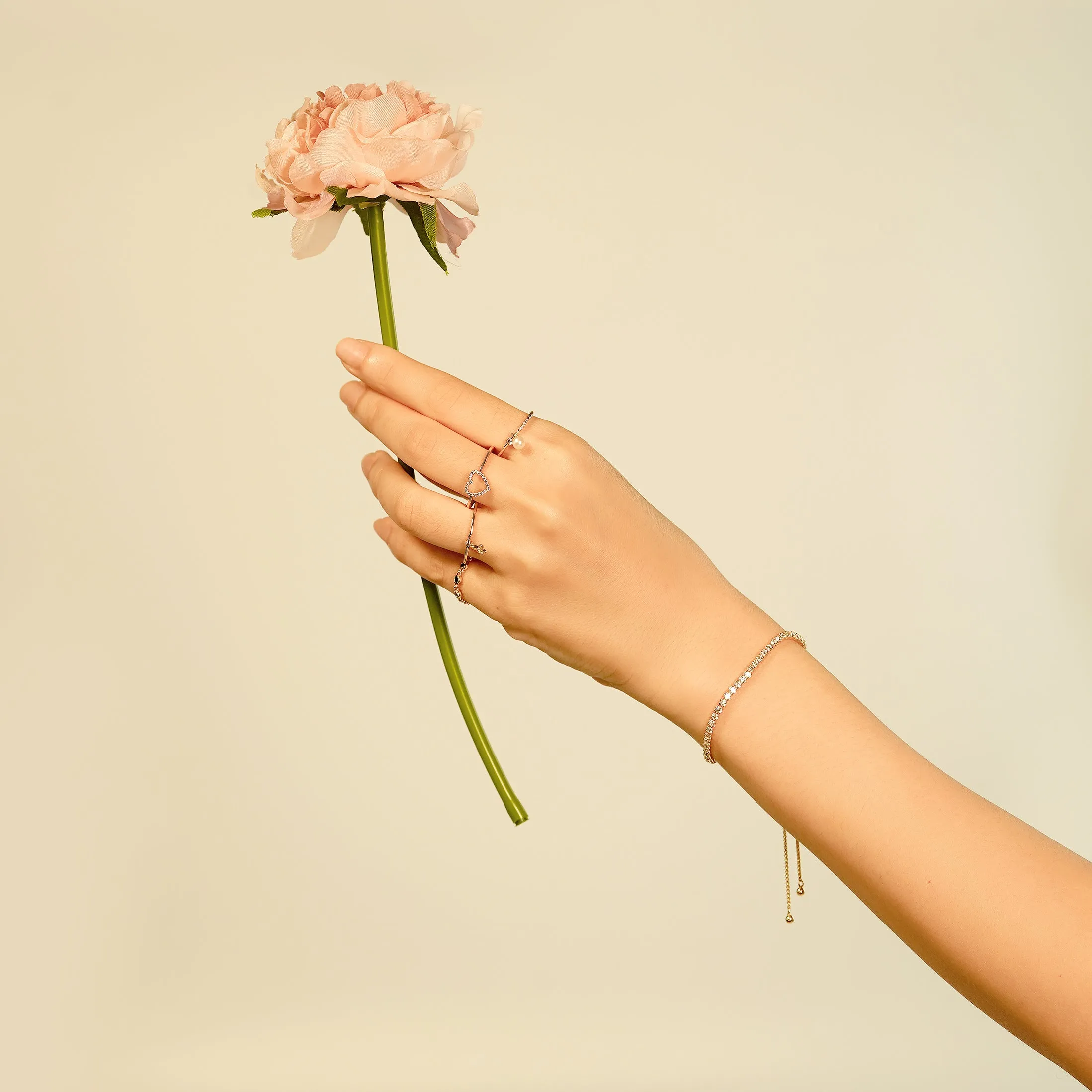 Hollow Heart Ring