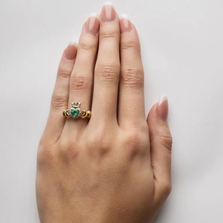 Ladies 14K Yellow Gold Claddagh Ring with Emerald and Diamonds - SL-14L82E