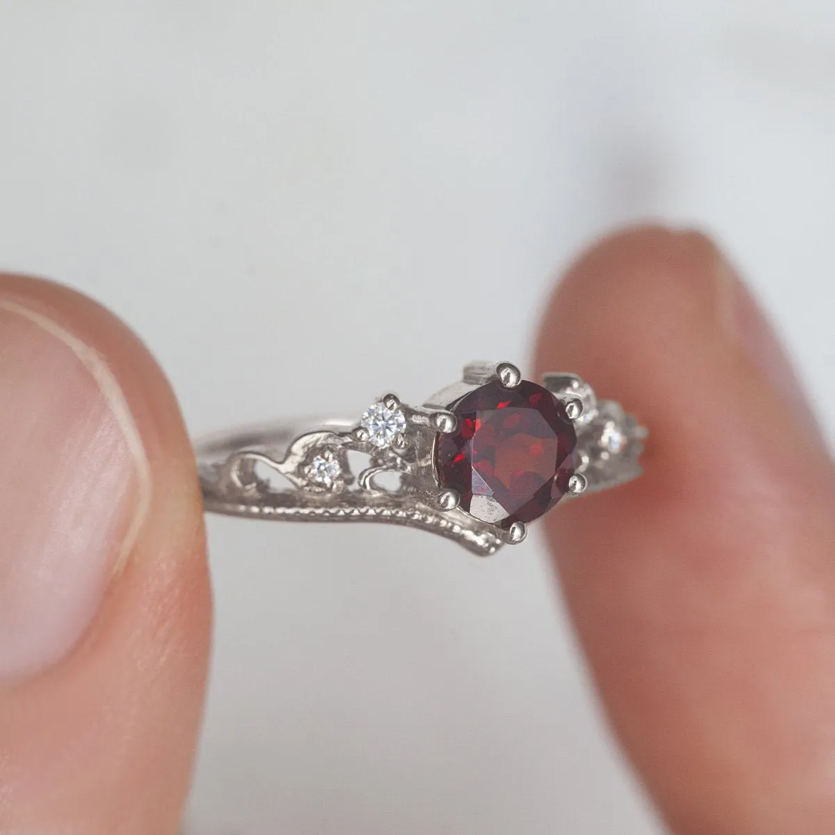 Lorna Vintage Solitaire Ring with Garnet