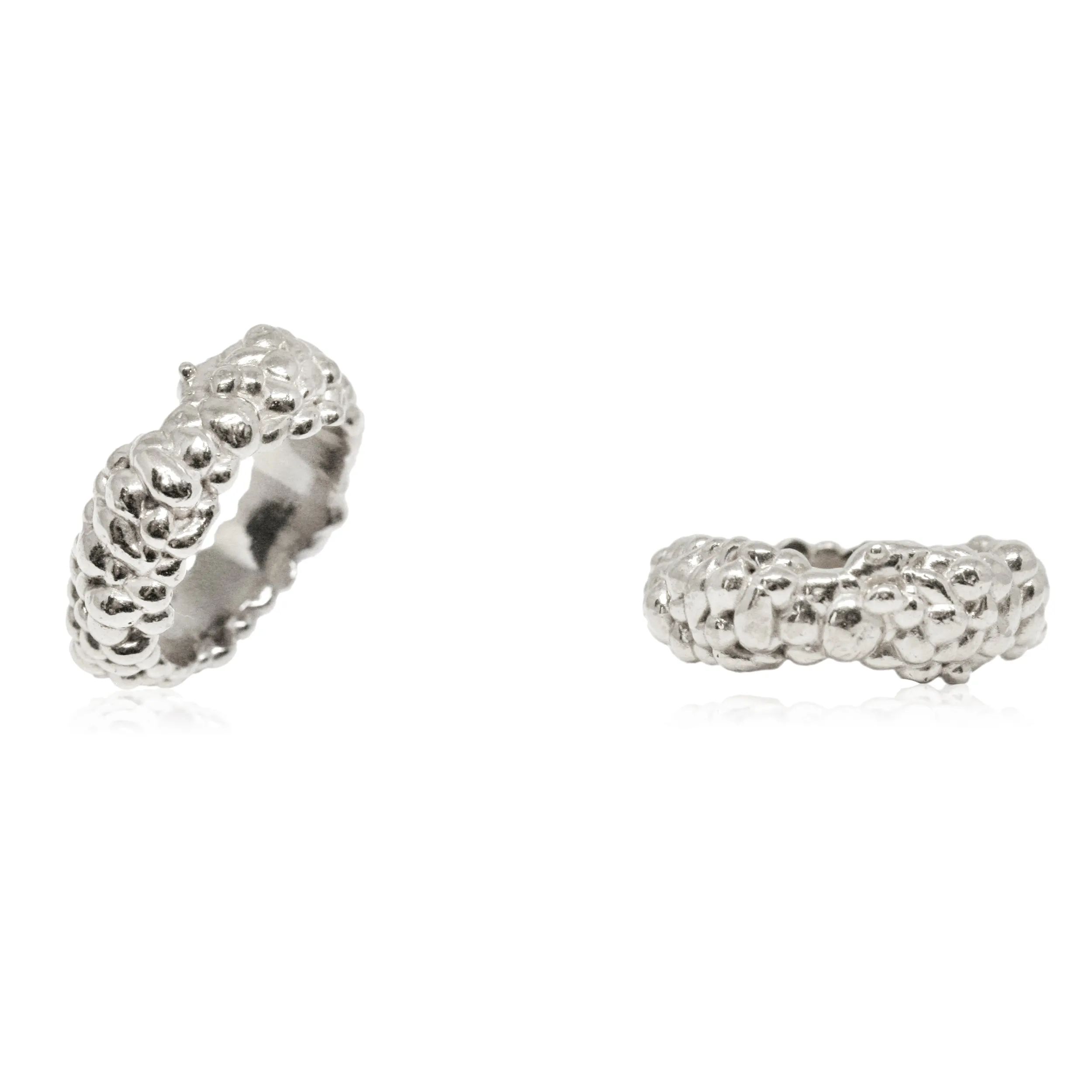 Mammatus 14k white gold wedding ring