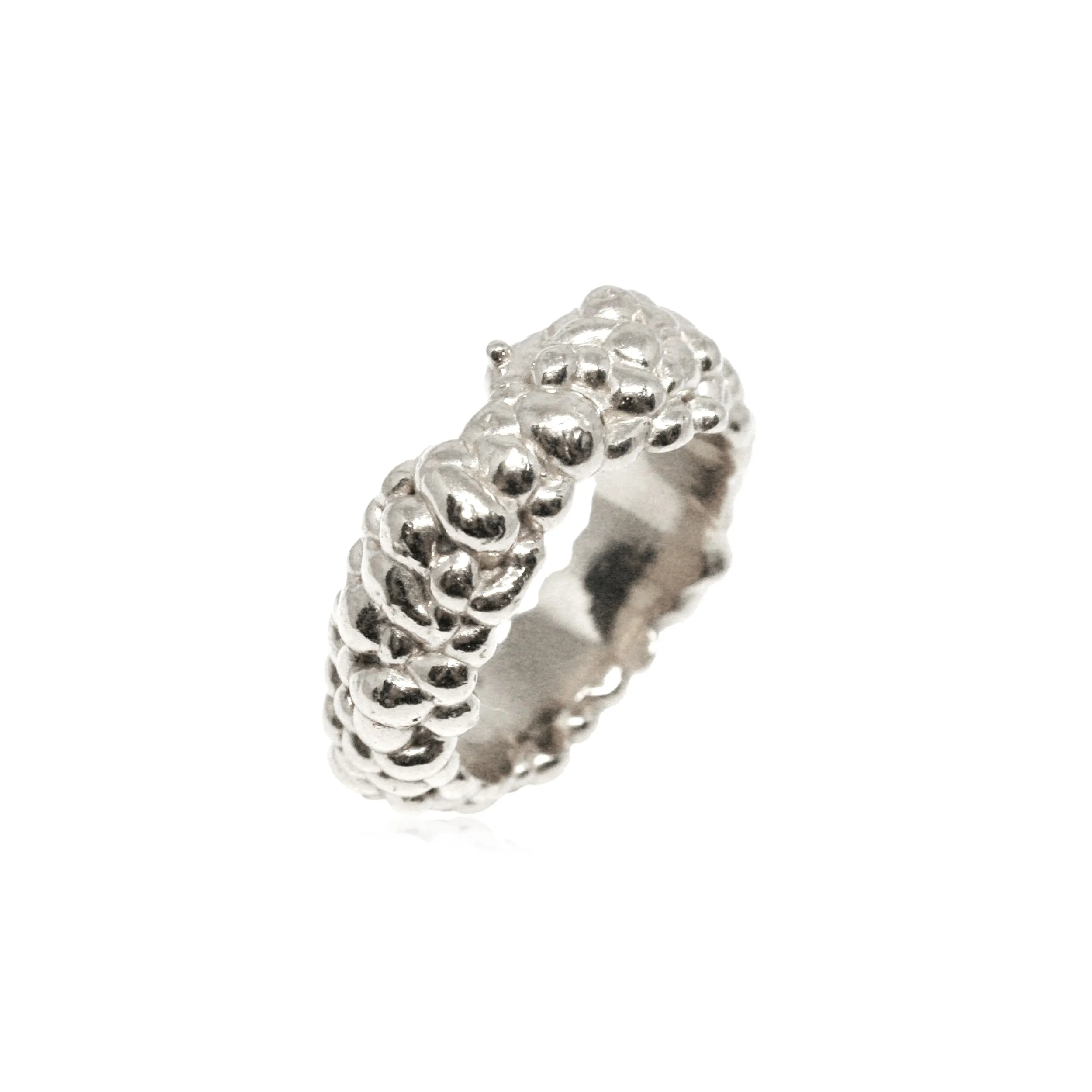 Mammatus 14k white gold wedding ring