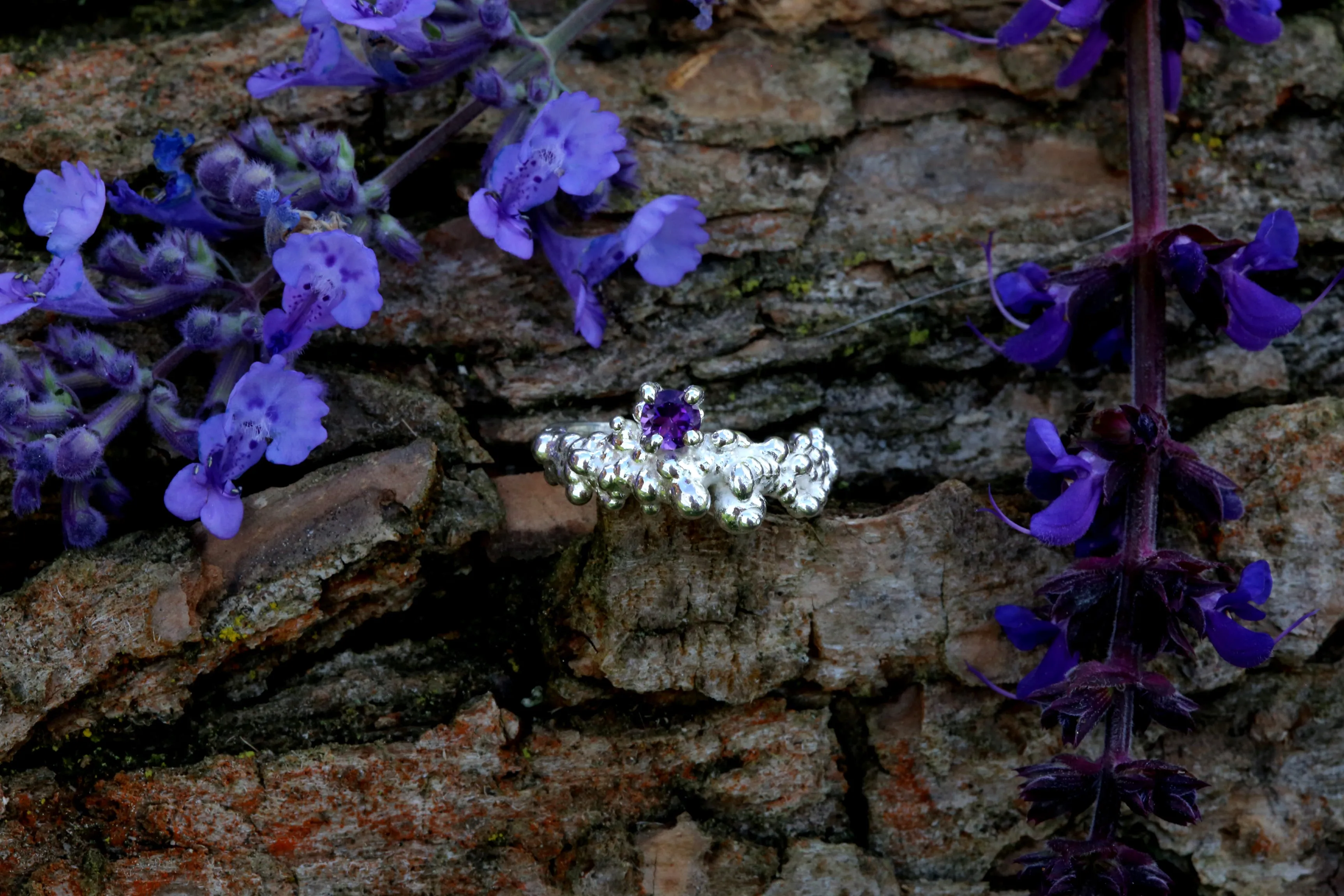 Mammatus Silver Ring with Violet Amethyst
