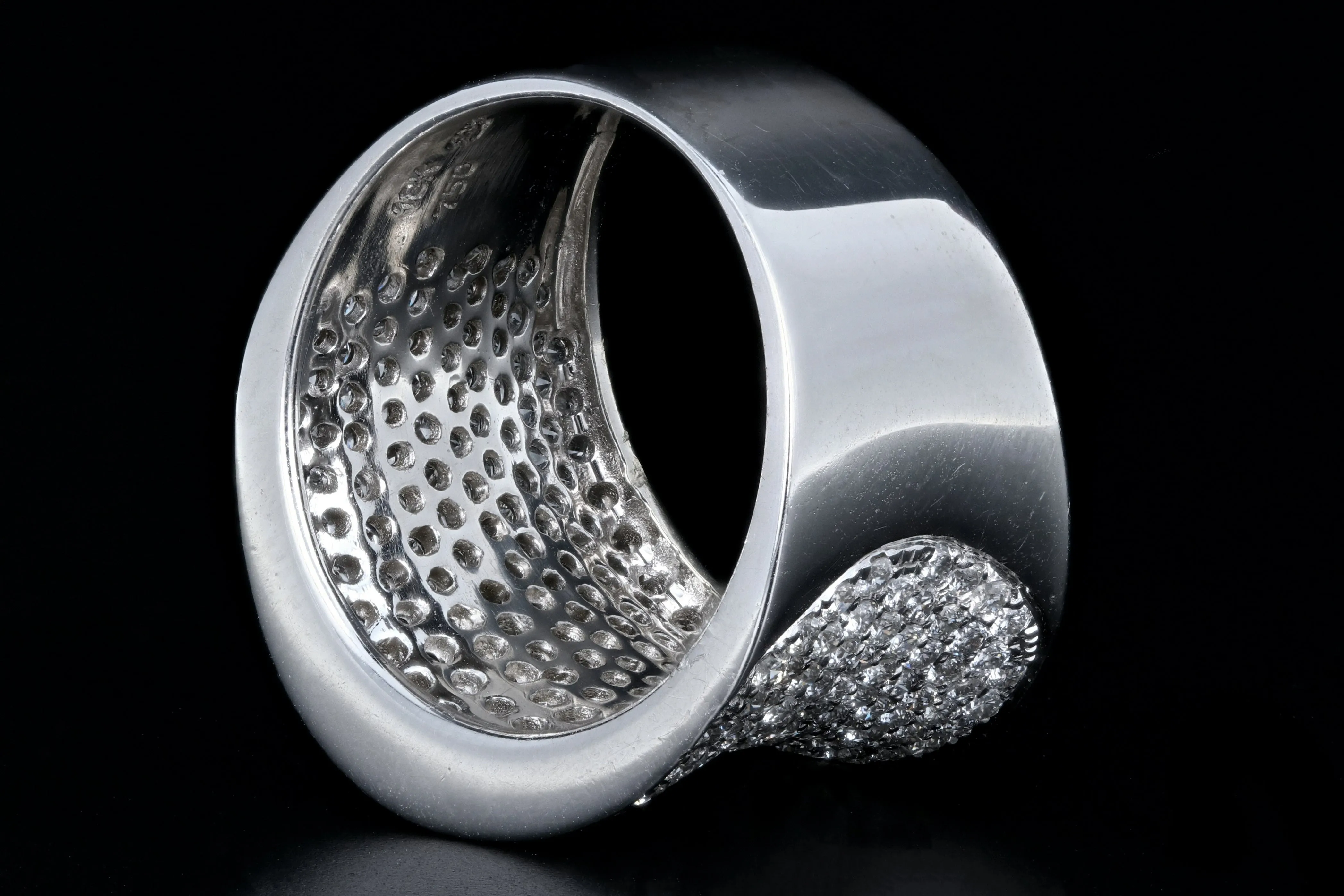 Modern 18K White Gold 2CTW Diamond Band