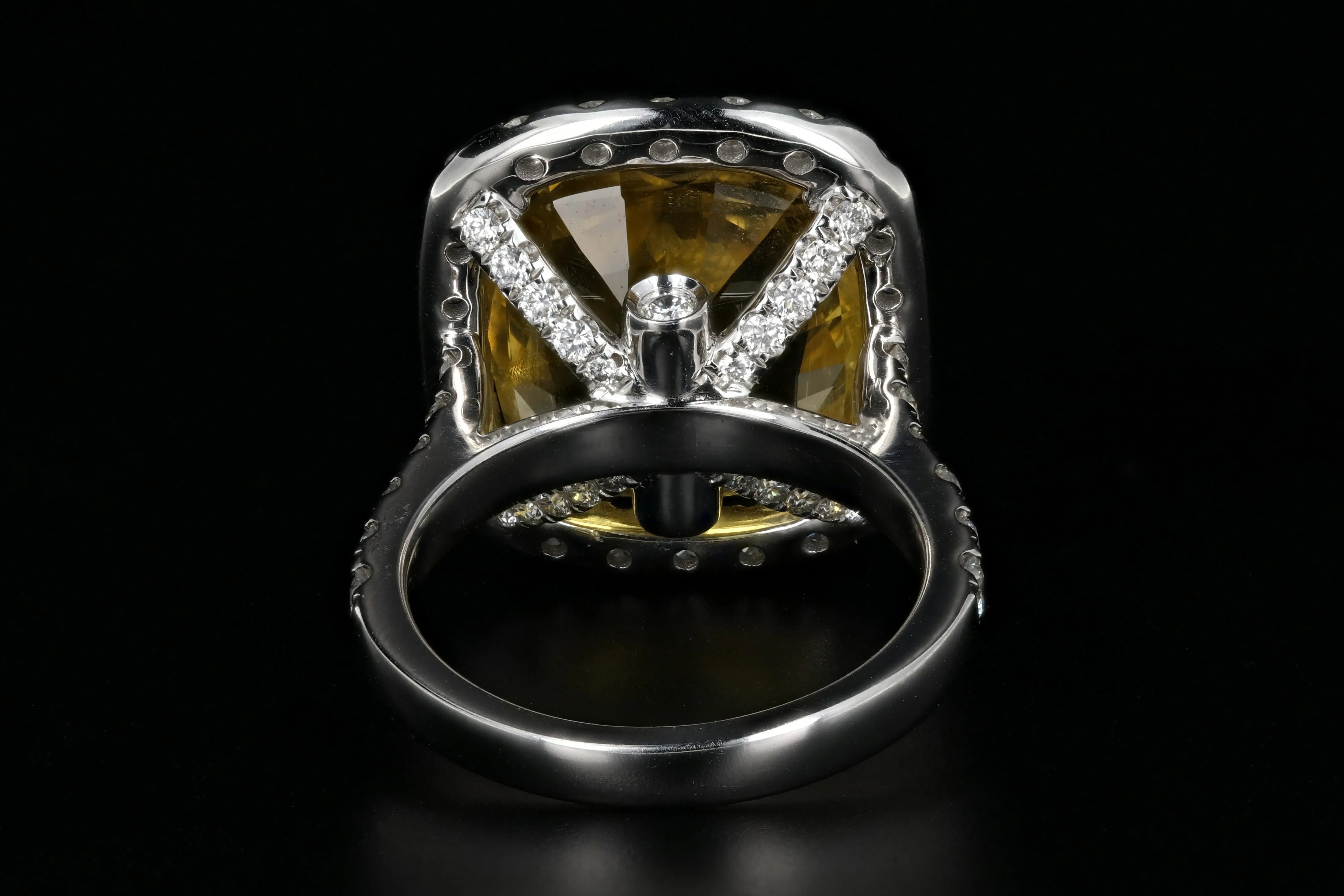 New 14K White Gold 10.83 Carat Natural Yellow Sapphire & Diamond Ring AGL Certified