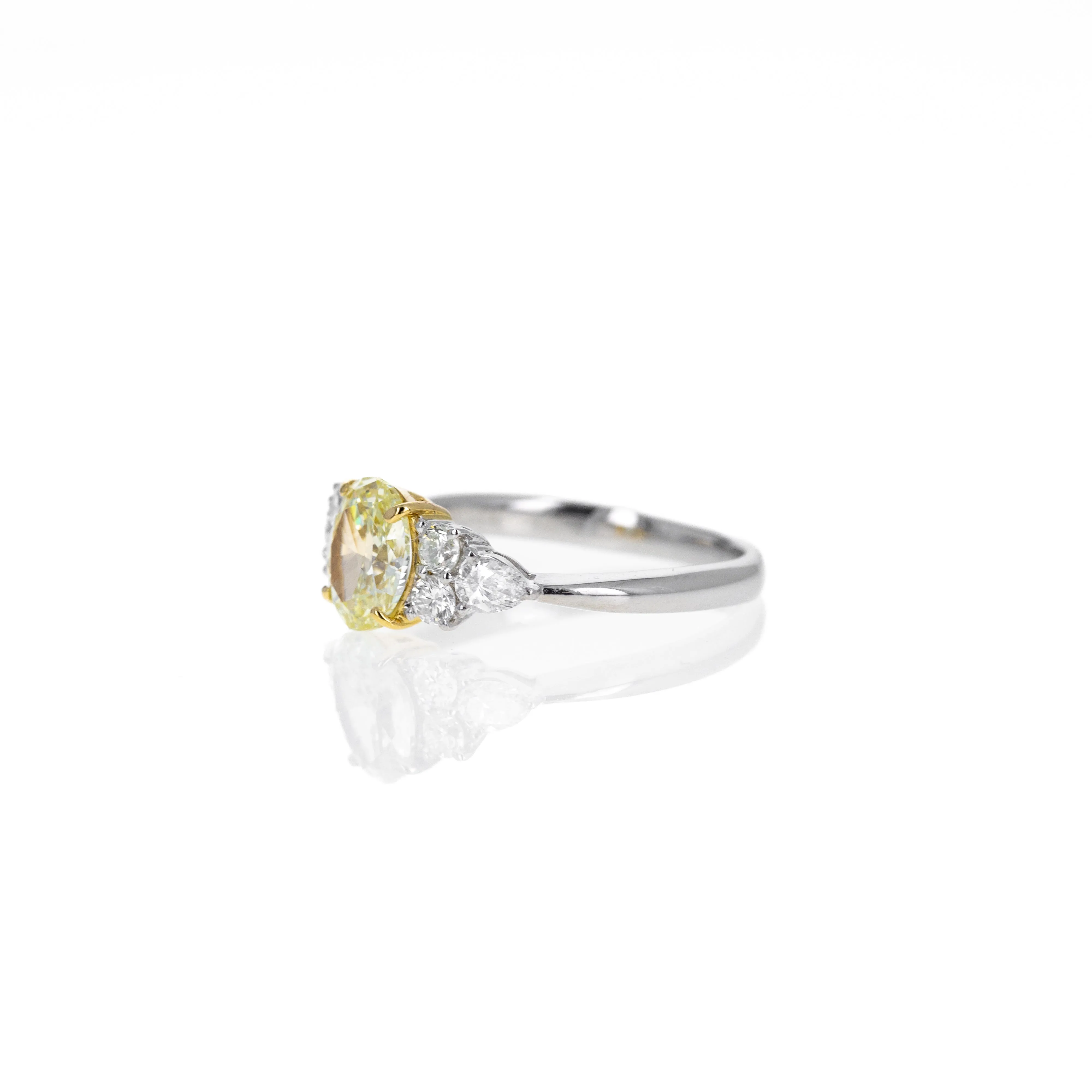 Platinum and 18K Yellow Gold 1 Carat Light Yellow Diamond Engagement Ring